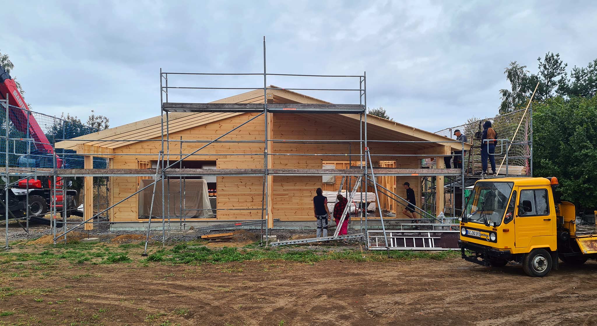 Blockhaus bei Dresden 11/2023 Fullwood Wohnblockhaus